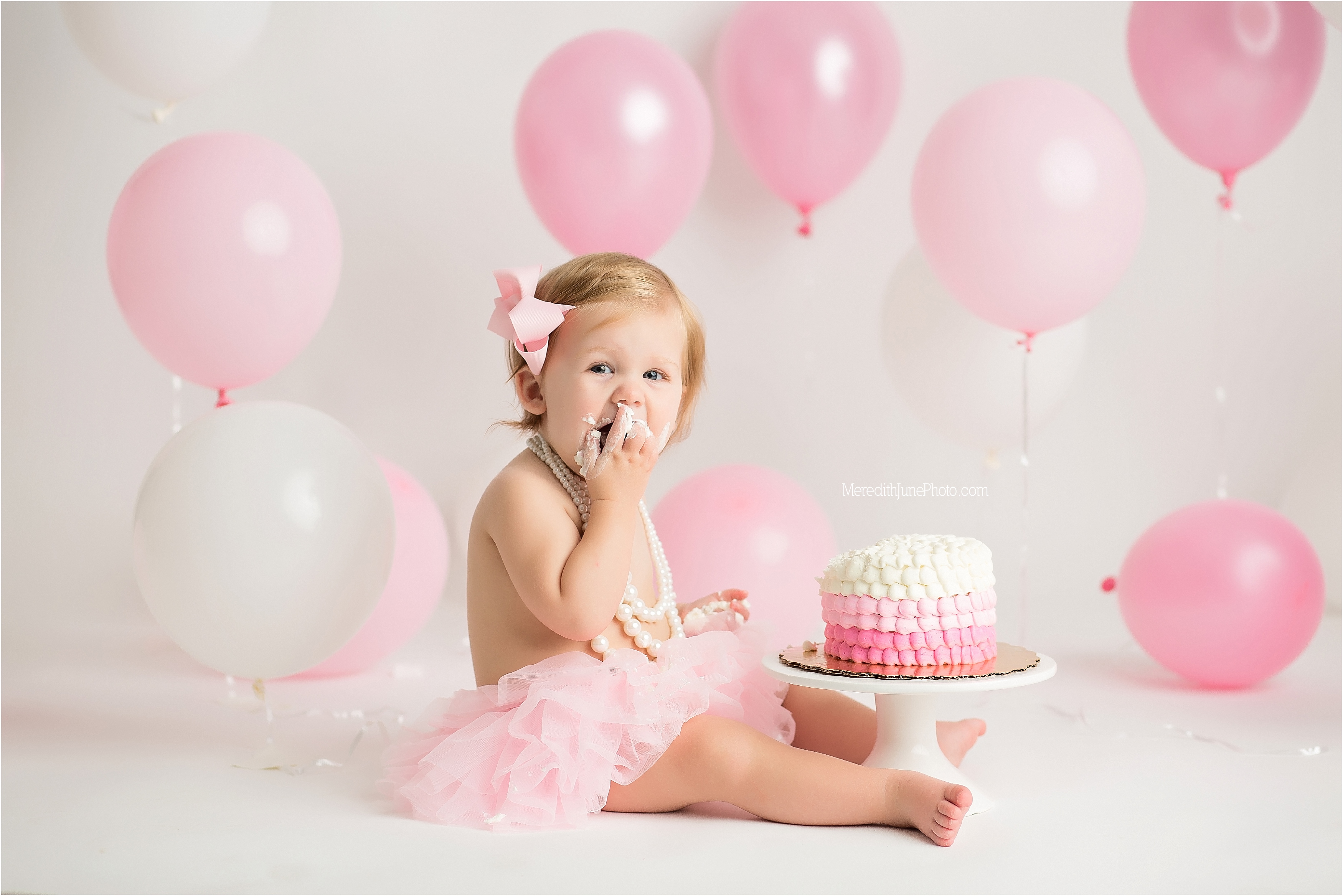 baby girl pictures | cake smash session