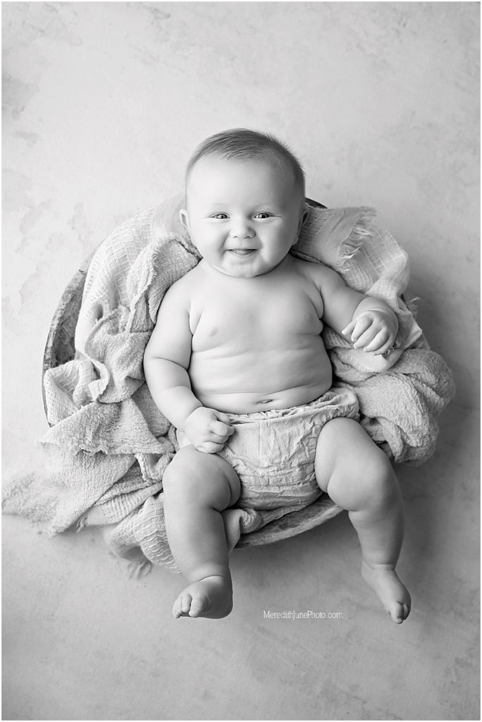 milestone photography for baby boy