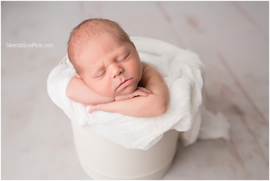 Newborn portraits for baby boy 